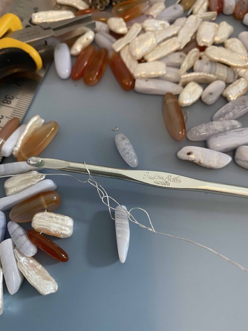 Lori Cranson's Fire and Ice Crocheted Necklace - , Contemporary Wire Jewelry, Crocheting, Crochet one chain stitch plain